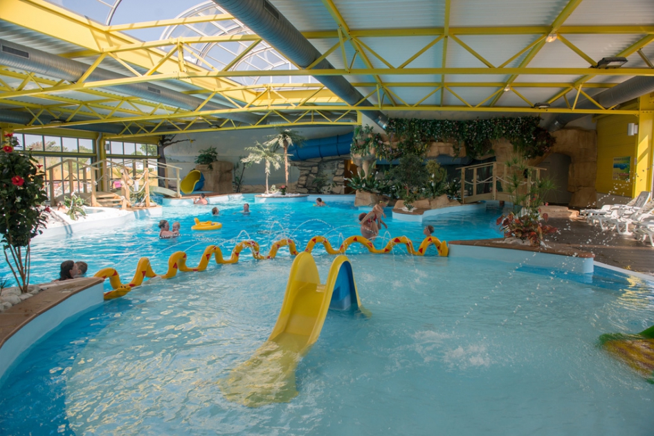 camping vendée avec piscine couverte