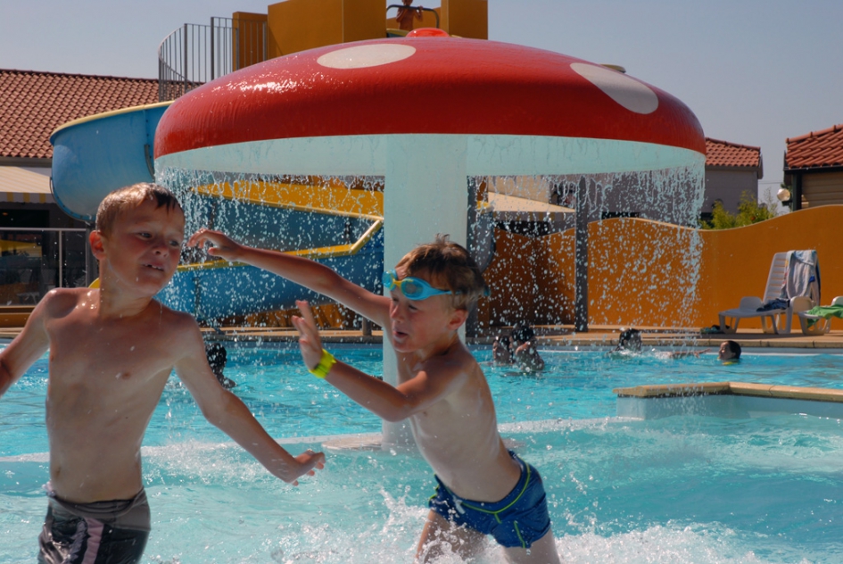 camping avec piscine couverte en vendée