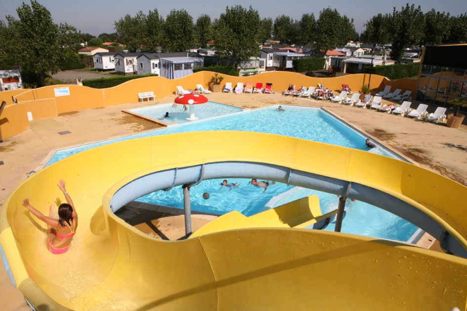 camping les sables d olonne avec piscine couverte