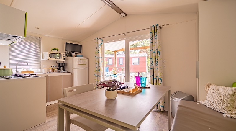 Gamme Loisirs / 2 chambres - ALBERES - CAMPING 4 ETOILES PYRENEES ORIENTALES
