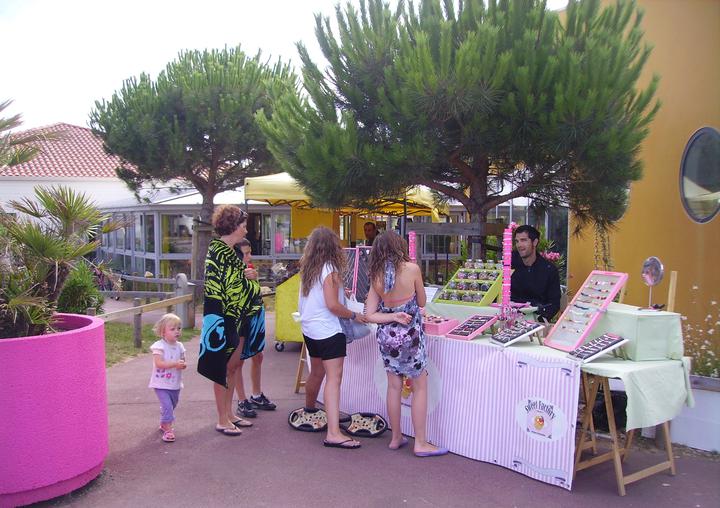 marché-souvenir-cybele-vacances-camping-bel-air-vendée