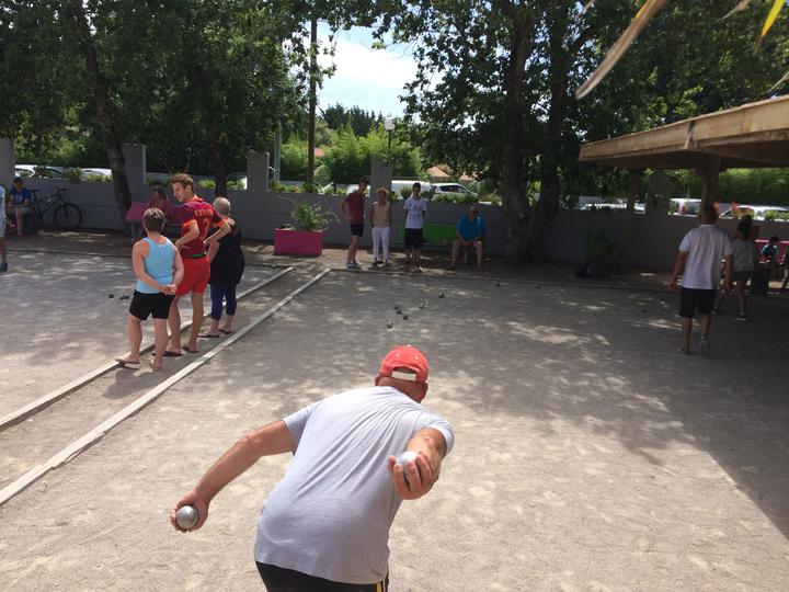 pétanque-animation-camping-bel-air-cybele-vacances-vendée